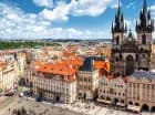250 m od obiektu mieści się główny plac Pragi - Staroměstské náměstí