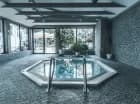 Sauny, basen i jacuzzi są dostępne do godz. 22:00