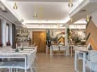 Codziennie rano w restauracji dostępne jest śniadanie w formie bufetu