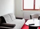 Pokoje de luxe składają się z części mieszkalnej, sypialni oraz łazienki