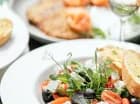 W restauracji warto skosztować dań kuchni autorskiej