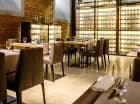 W podziemiach hotelu znajduje się Restauracja Grand Cru
