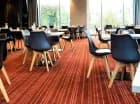W hotelu działa restauracja oraz całodobowy Lobby Bar