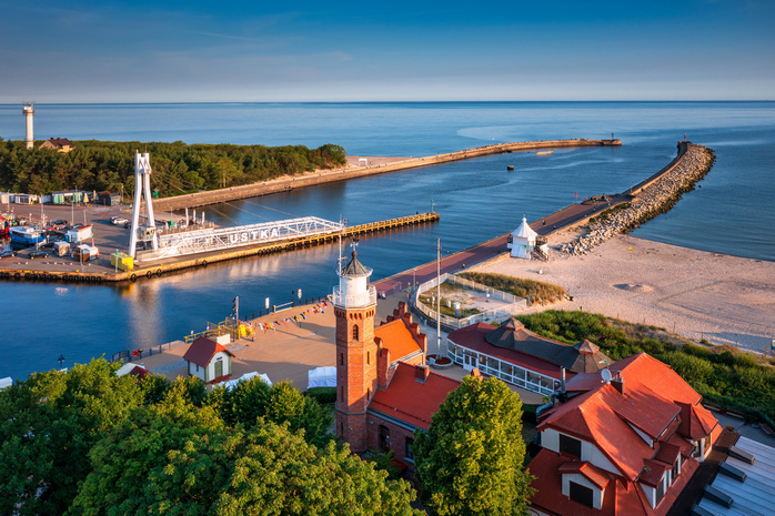 Latarnia morska w Ustce - jedna z najpiękniejszych latarni w Polsce
